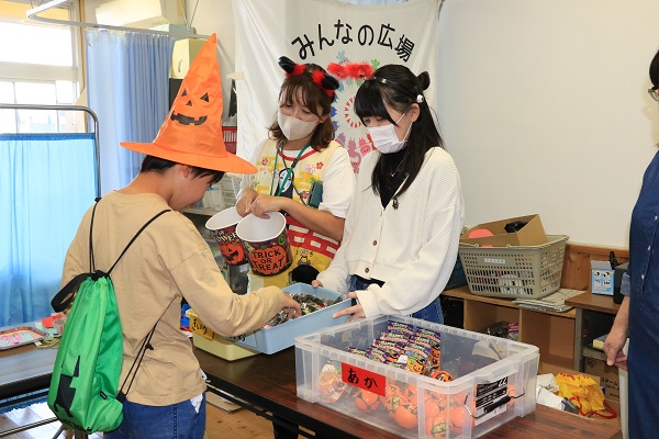 みんなの広場 ハロウィンイベント.jpg